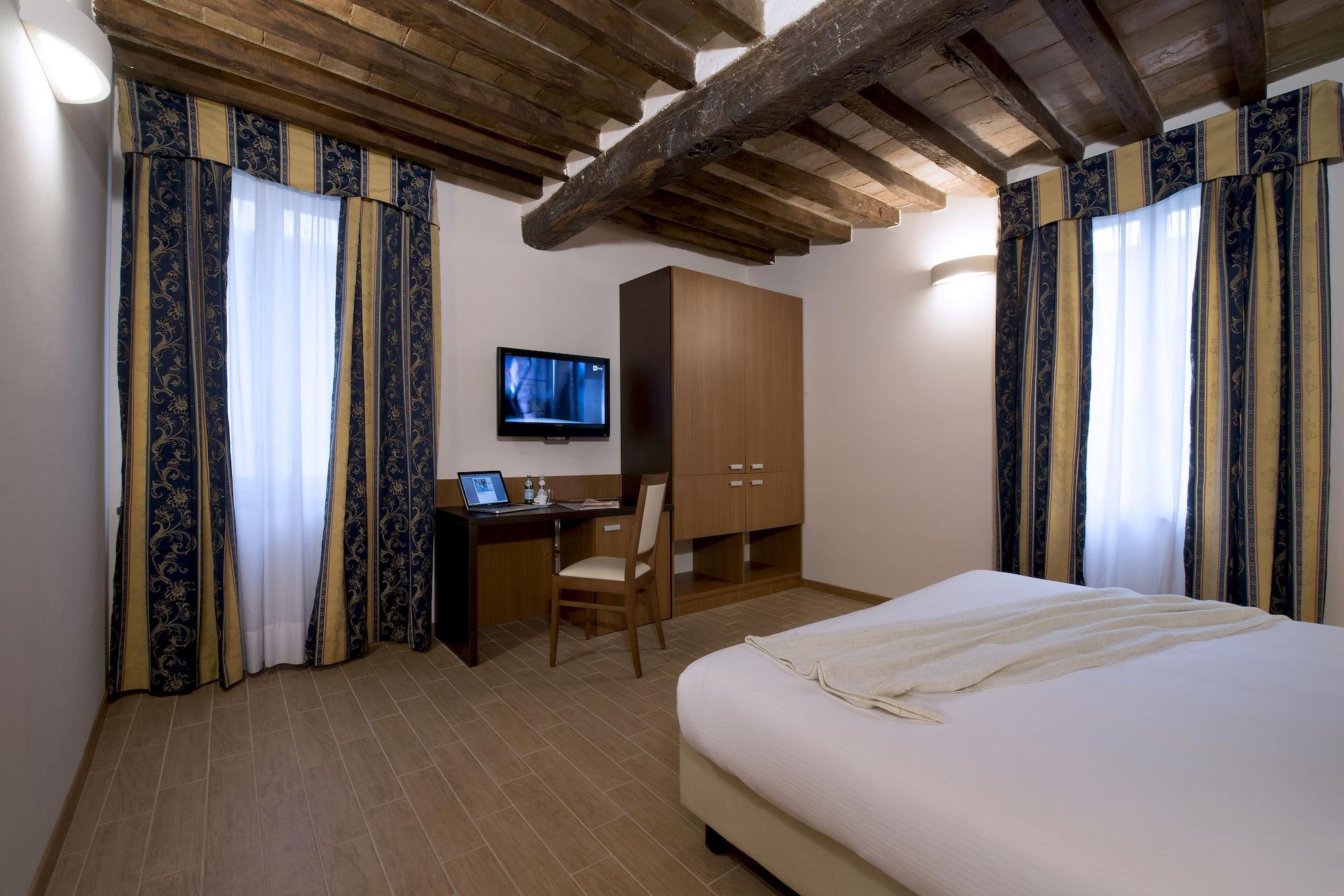 CDH Hotel Villa Ducale Parma Esterno foto