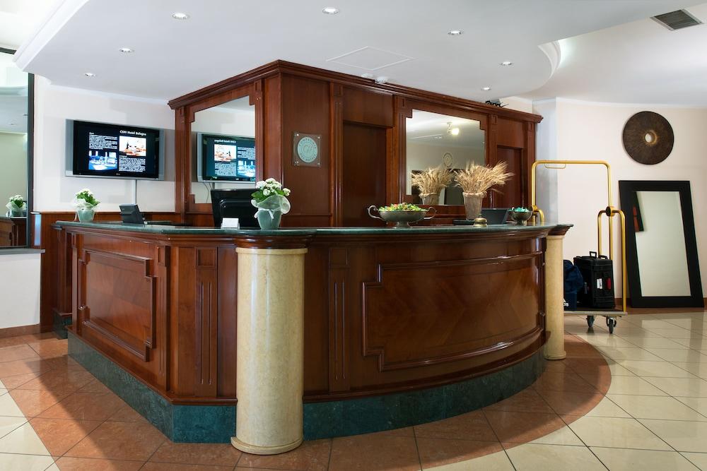 CDH Hotel Villa Ducale Parma Esterno foto