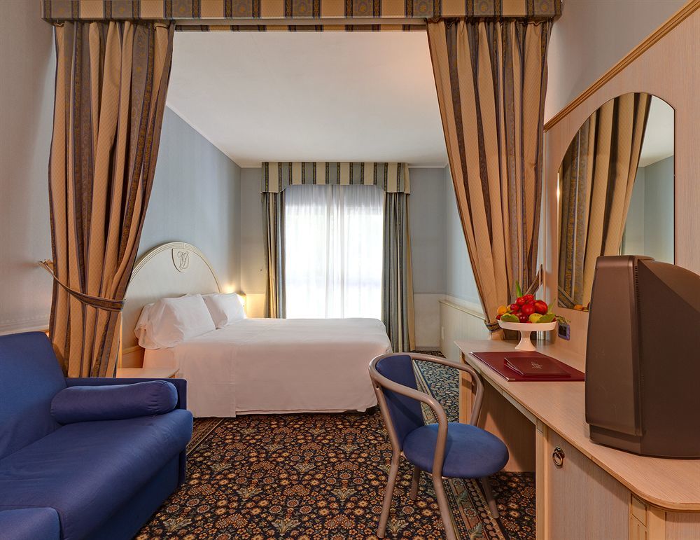CDH Hotel Villa Ducale Parma Esterno foto